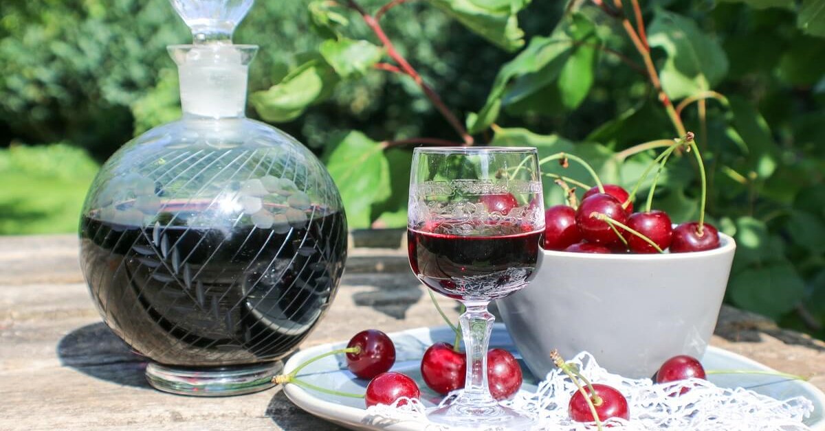 Как приготовить вино из варенья в домашних условиях: проверенные рецепты и советы