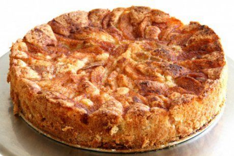 Пирог со сливами: 10 лучших рецептов с сочной ягодой | Название сайта